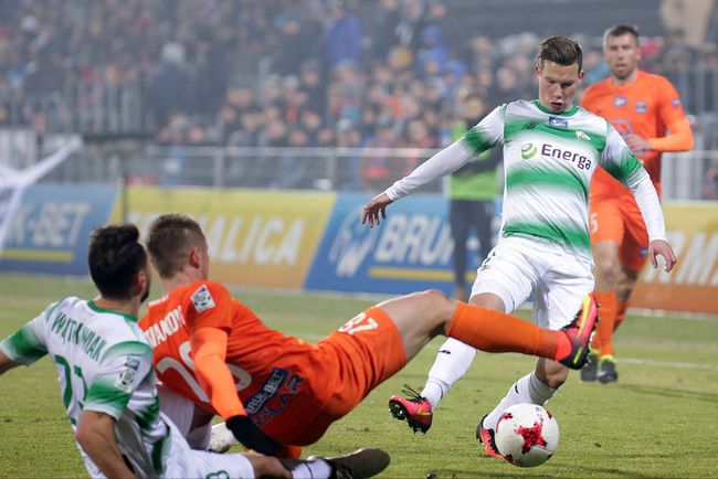 至关重要的 至关重要的