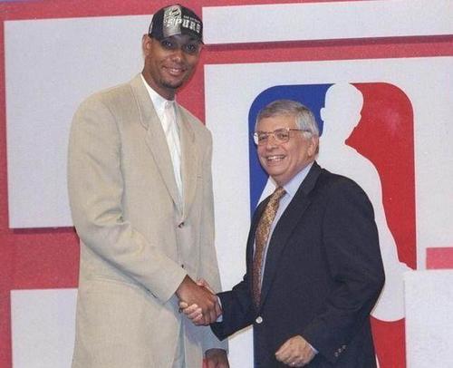 强劲势头 强劲势头