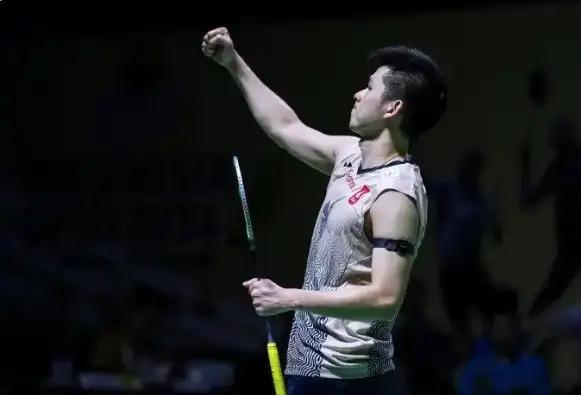 和俱樂部的 和俱樂部的