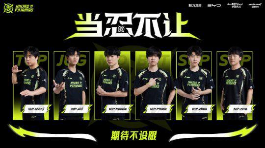 啥原因？在库里和巴特勒单场同时30+得分时，勇士0胜3败