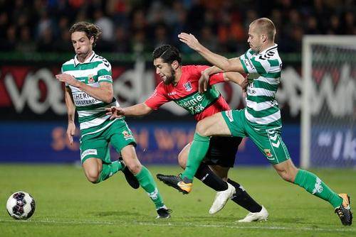 武磊造点奥斯卡主罚命中 海港3-0领先津门虎